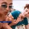 Журналистов в Одессе избили и столкнули в бассейн за расследование о доступности пляжей (видео)