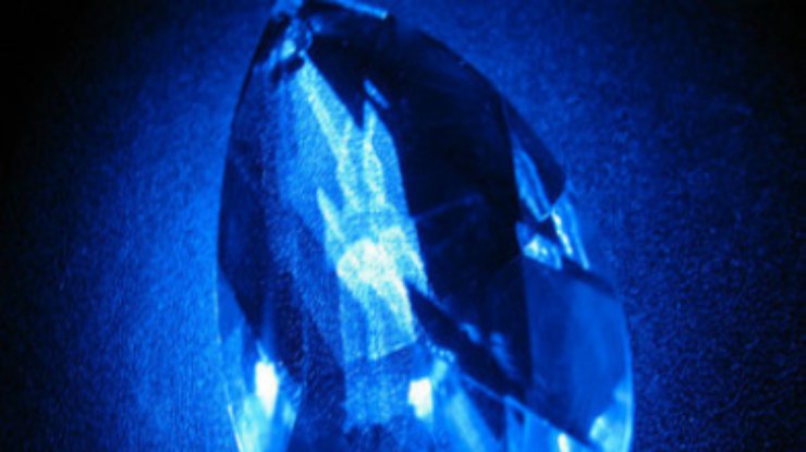 В ЮАР обнаружили голубой алмаз весом 122,5 карата