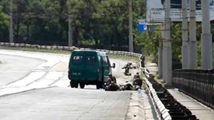 В Мариуполе расстреляли "Газель" с пограничниками: Трое погибших (обновлено, фото, видео)