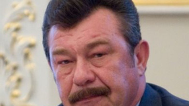 Экс-министр обороны Кузьмук: Диверсанты знали о прилете Ил-76 в Луганск