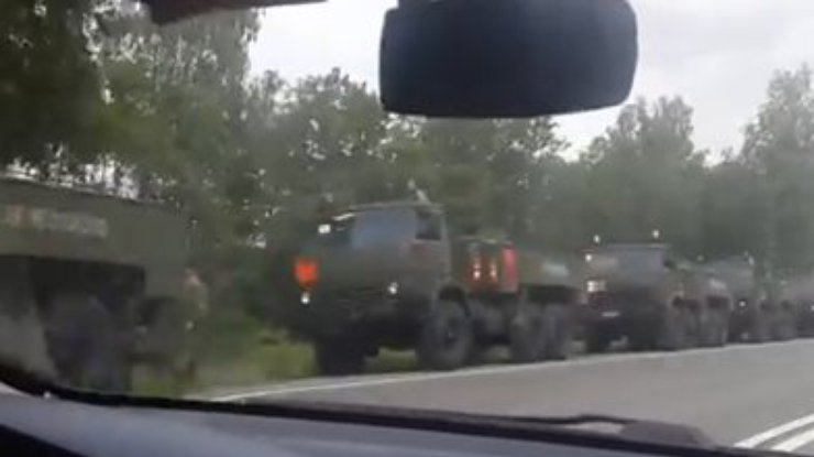 Россия перебрасывает военных севернее пограничного пункта "Должанский"