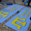 Кримським татарам заборонили відмічати День прапора у центрі Сімферополя (відео)