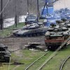 Россия готовит провокации - у границы стоят танки с украинской символикой