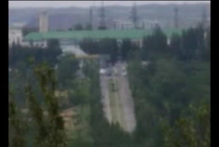 Озброєні сепаратисти заблокували шахту із гірниками та пограбували банкомати