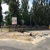 В центре Киева перекрыли бульвар Шевченко из-за провала асфальта (фото)