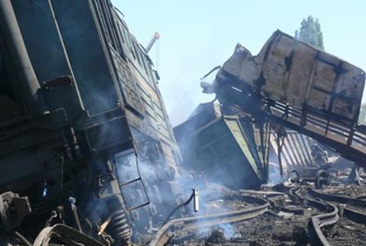 Донецкую железную дорогу за сутки взрывали 7 раз (обновлено)