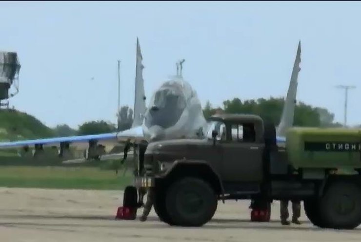 Авиатопливо для военных заметно выросло в цене (видео)