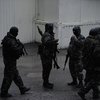 После 7-часового боя террористы захватили часть Нацгвардии в Донецке (обновлено, фото, видео)
