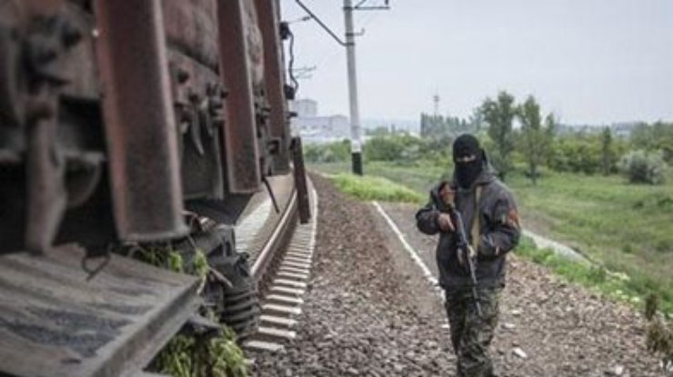 Донецкую железную дорогу взрывали 4 раза за ночь
