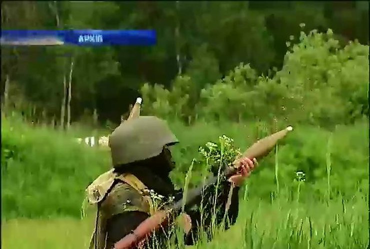 Добровольцям спецбатальонів у Дніпропетровську обіцяють зарплату 4000 гривень