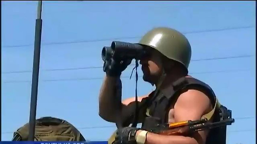 За 10 днів миру Порошенка 27 війскових убито, 69 поранено (відео)