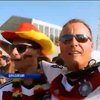 Болельщики в Рио-де-Жанейро пьют, гуляют и угадывают столицу Украины (видео)