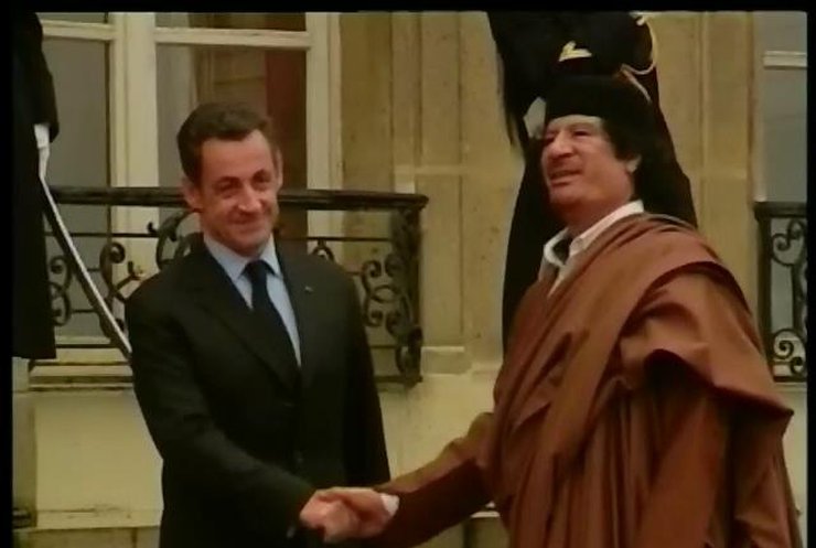 Після 15-годинного допитування екс-президенту Франції Ніколя Саркозі пред'явили звинувачення