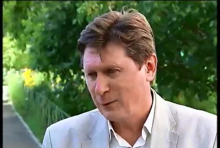 Угрожая отставкой в Раде, Яценюк банально сорвался - политологи