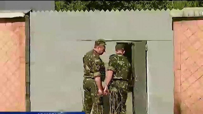 В Миколаєві спробували підірвати КПП військкомату та штаб Народного ополчення.