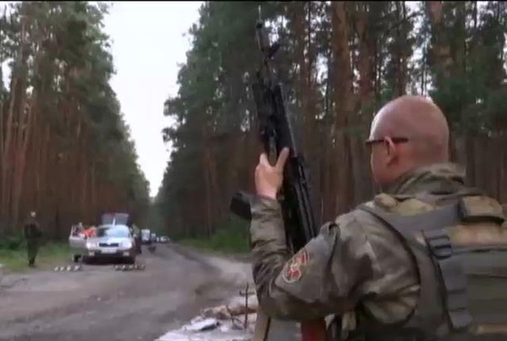 У Миколаївці почали рятувати жителів з підвалів темних будинків (відео)