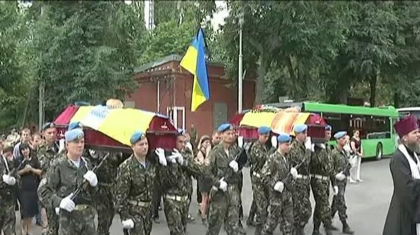 В Кировограде попрощались с солдатами, погибшими в сбитом вертолете МИ-8
