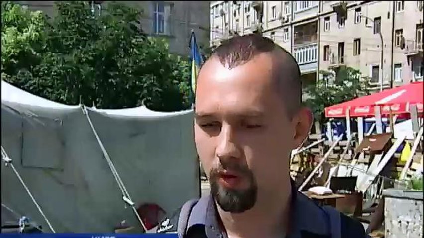 С вещами на выход: Штаб самообороны приказал активистам покинуть Майдан (видео)