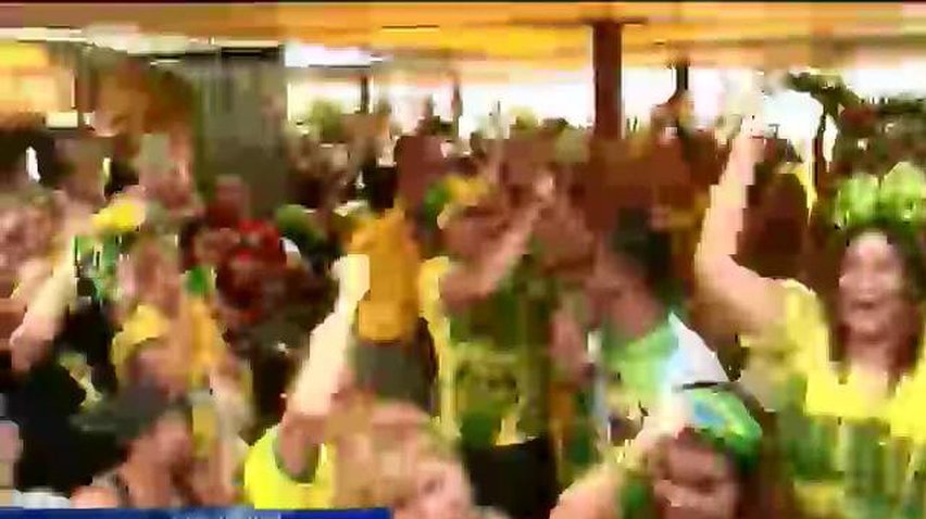 Бразильские фанаты готовятся к игре с Германией (видео)