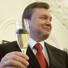 Янукович празднует свое 64-летие в изгнании