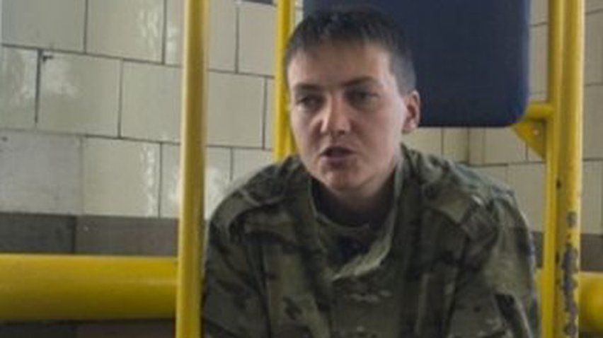 В Москве утверждают, что летчица Надежда Савченко попала в Россию как беженка (обновлено)