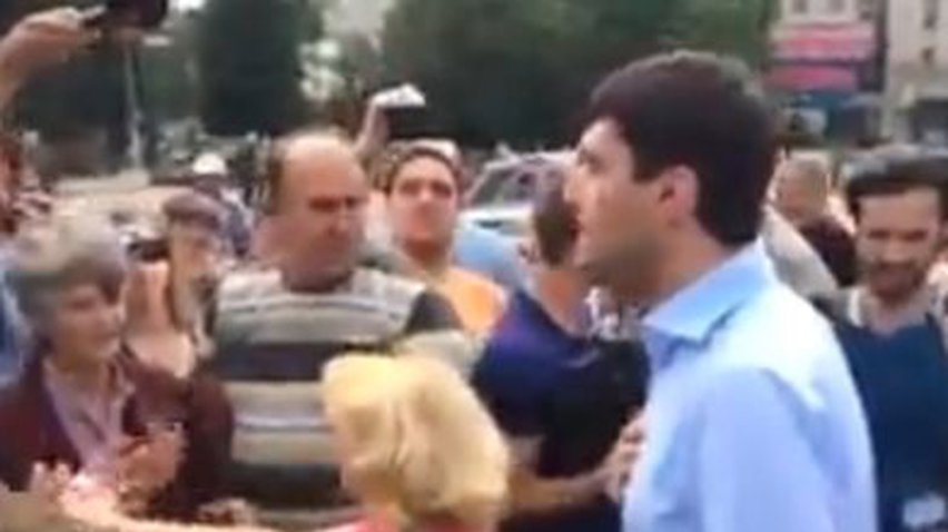 В Славянске с нецензурной бранью прогнали регионала Левченко (обновлено, фото, видео)
