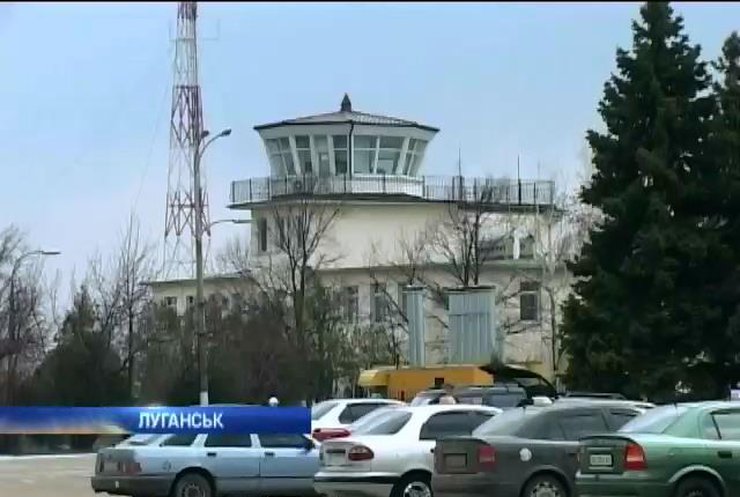 Авіація знищила техніку терористів біля аеропорту Луганська