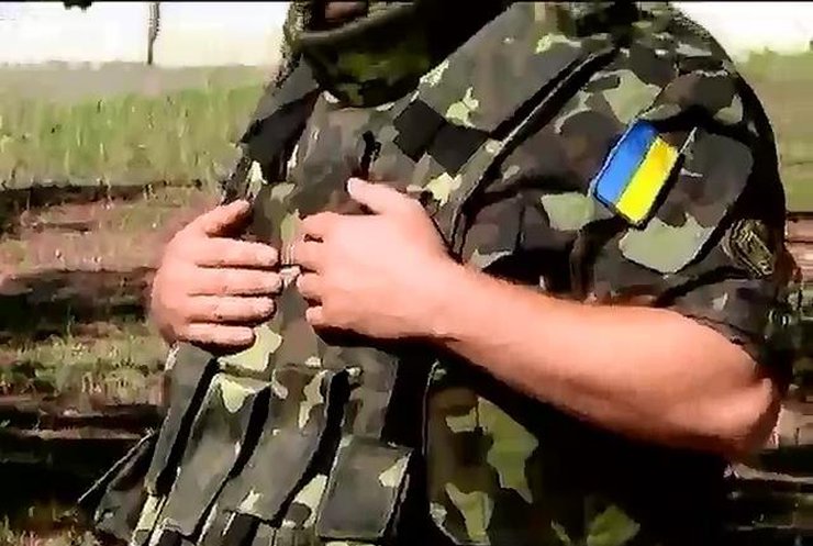 Волонтери передали на Донбас близько 9 тисяч бронежилетів - РНБО