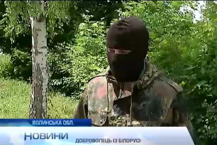 Білоруси формують батальйон для допомоги українцям на Донбасі (відео)