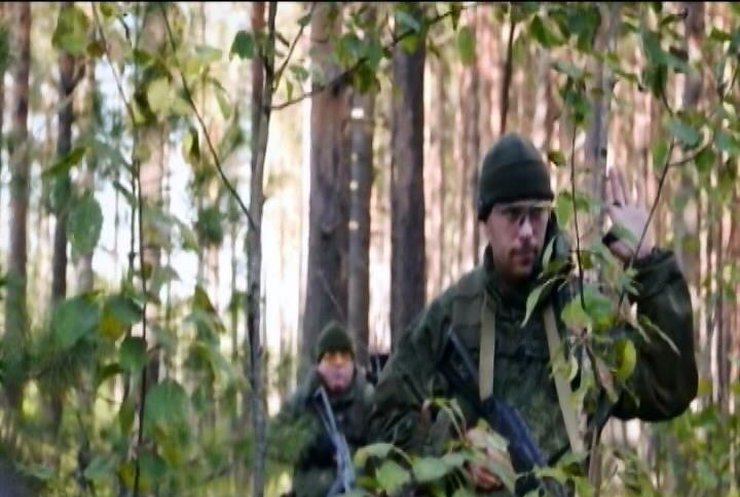 На Київщині міліція бігала по лісах за страйкболістами (відео)
