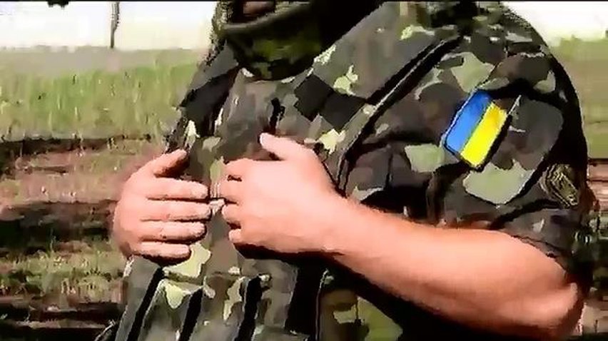 Волонтери передали на Донбас близько 9 тисяч бронежилетів - РНБО