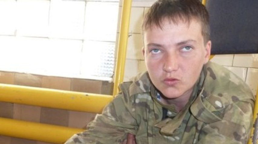 Арестованной до 30 августа летчице Надежде Савченко ищут нового адвоката (видео)