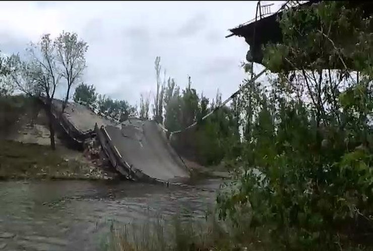 Військові інженери відновили зруйнований міст через річку Казенний Торець