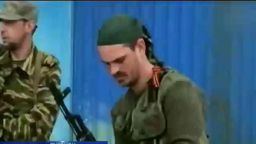 В Луганске уничтожили базу террористов возле автовокзала (видео)
