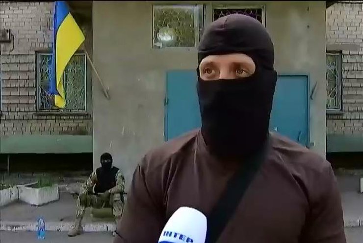 Батальон "Азов" защищает от диверсантов побережье Мариуполя (видео)