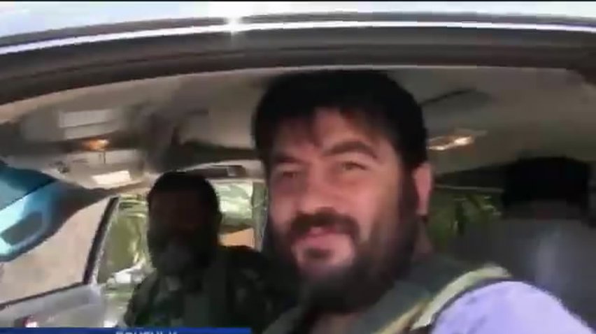 Бронетехніка терористів вільно роз'їжджає Донецьком (відео)