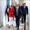 Меркель с Путиным призвали Киев начать диалог с сепаратистами