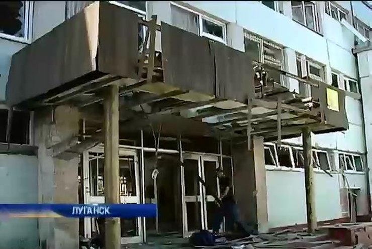 Мирные жители убиты ночью в результате обстрела Луганска (видео)