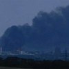 В Лисичанске горит нефтеперерабатывающий завод (фото, видео)
