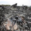 На месте падения Боинга-777 найдены уже 196 жертв