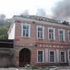 Старый город Луганска разрушен из "Града": сгорел музей (обновлено, фото, видео)