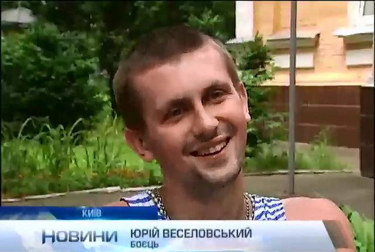 Поранений на Донбасі герой потребує дорогого лікування (відео)