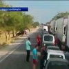 На кордоні з Кримом утворилися величезні черги
