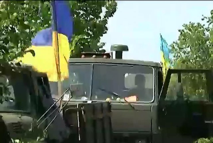 Армія проводить зачистку у Лисичанську: терористи зачаїлися у схованках (відео)