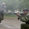 Луганск в осаде: 9 убитых, обстрел жилых кварталов и спекулянты (фото)