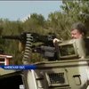 Порошенко лично проверил новое оружие для украинской армии (видео)