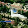 Подвір'я університету Каліфорнії затопив 9 метровий гейзер