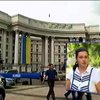 Киев готовится через месяц ввести санкции против Москвы