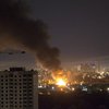 В Киеве горел деревообрабатывающий завод (фото, видео)