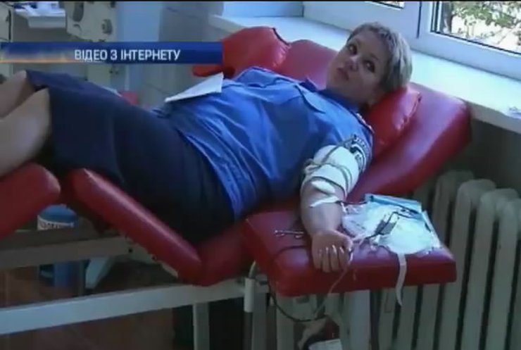 Міліціонери  Дніпропетровщини здали кров для поранених військових